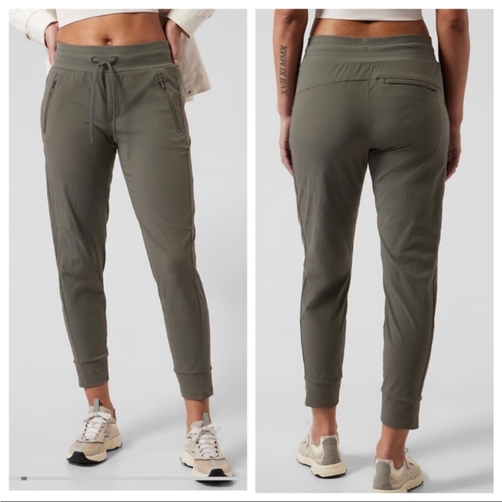 Athleta Trekkie North Jogger